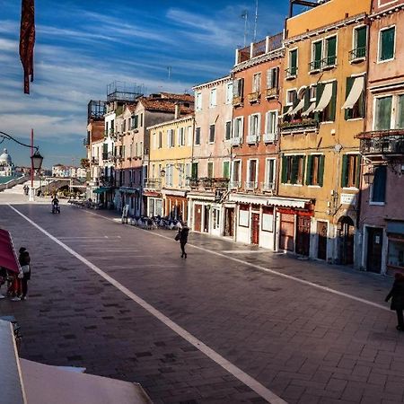 Appartamenti Superior In Via Garibaldi By Bricola Apartments Venice Exterior photo